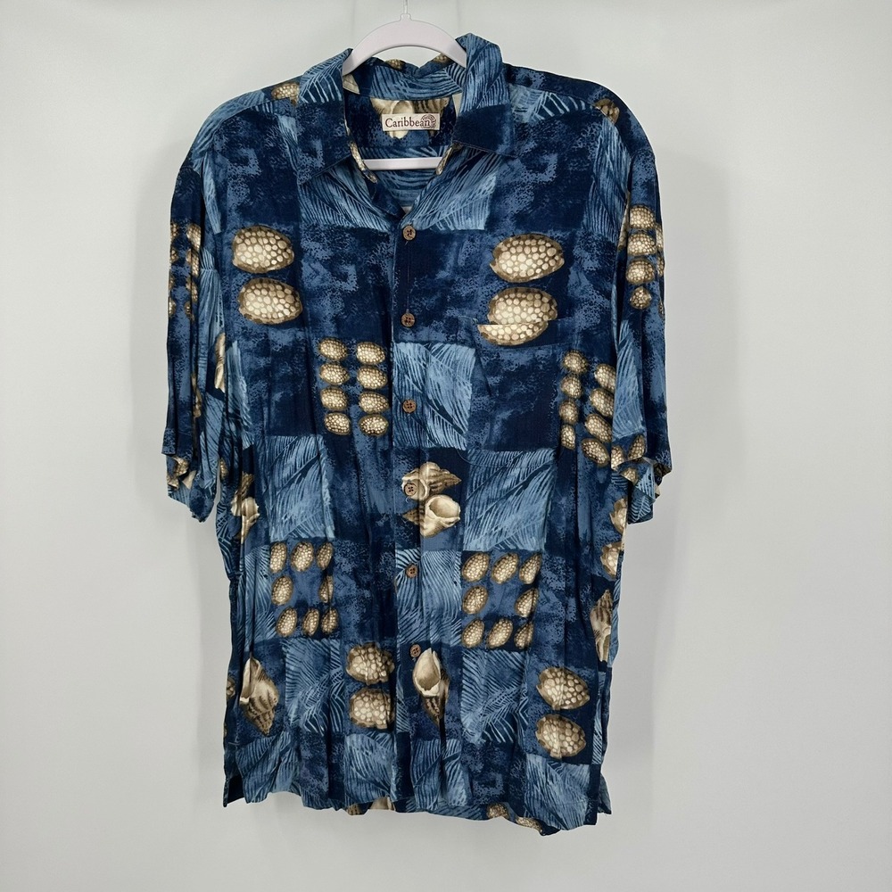 Caribbean Mens Blue Seashell Palm Print Hawaiian‎ Shirt Size M Resort Tropical